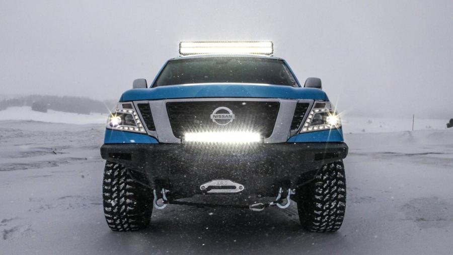  Nissan Armada Snow Patrol 2018 года  (фото 5 из 23)